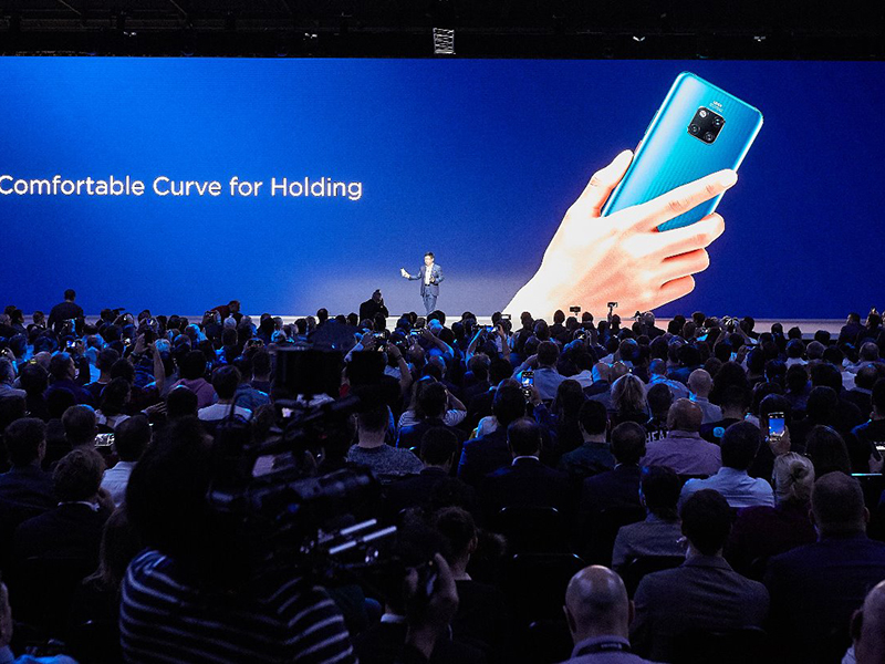 هواوي MATE 20 PRO الملك الجديد للهواتف الذكية